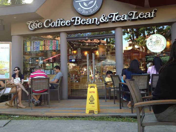 The Coffee Bean & Tea Leaf storefront in a Manila mall